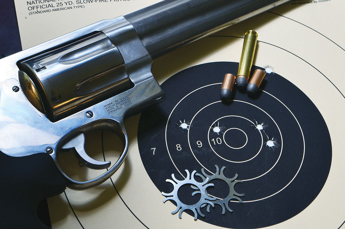 Smith & Wesson M350 is a seven-round revolver that uses full-moon clips. It liked low-velocity loads with Northern Precision’s .355-diameter, 200-grain roundnose bullets.